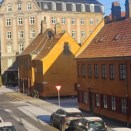 I Hjertet Af Naer Marmorkirken Metro Apartmán